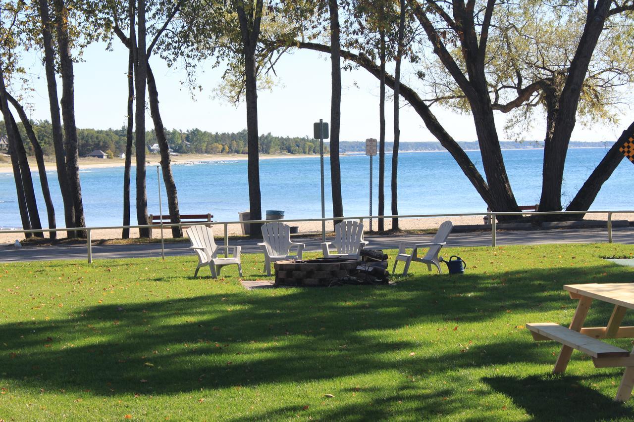 Balm Beach Resort And Motel Εξωτερικό φωτογραφία